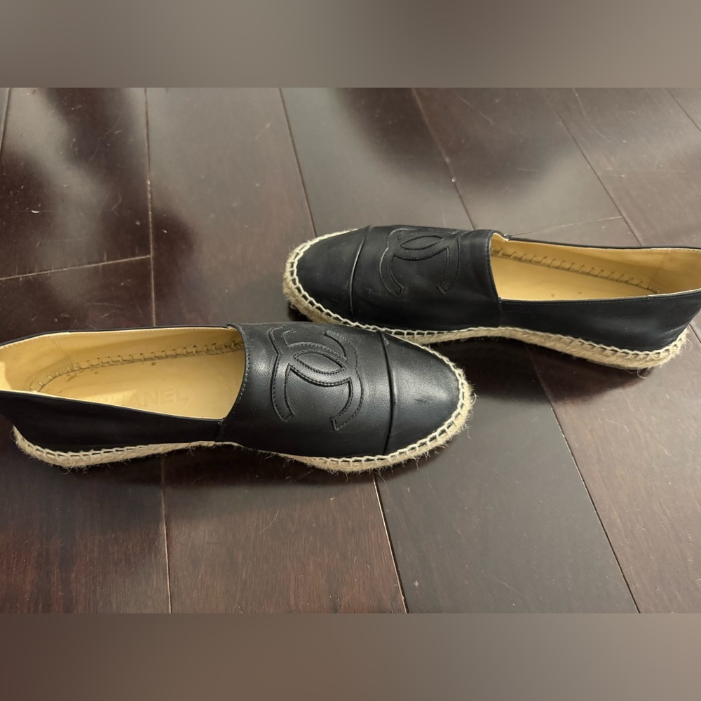 Black Leather Espadrille Flats with Logo Accent